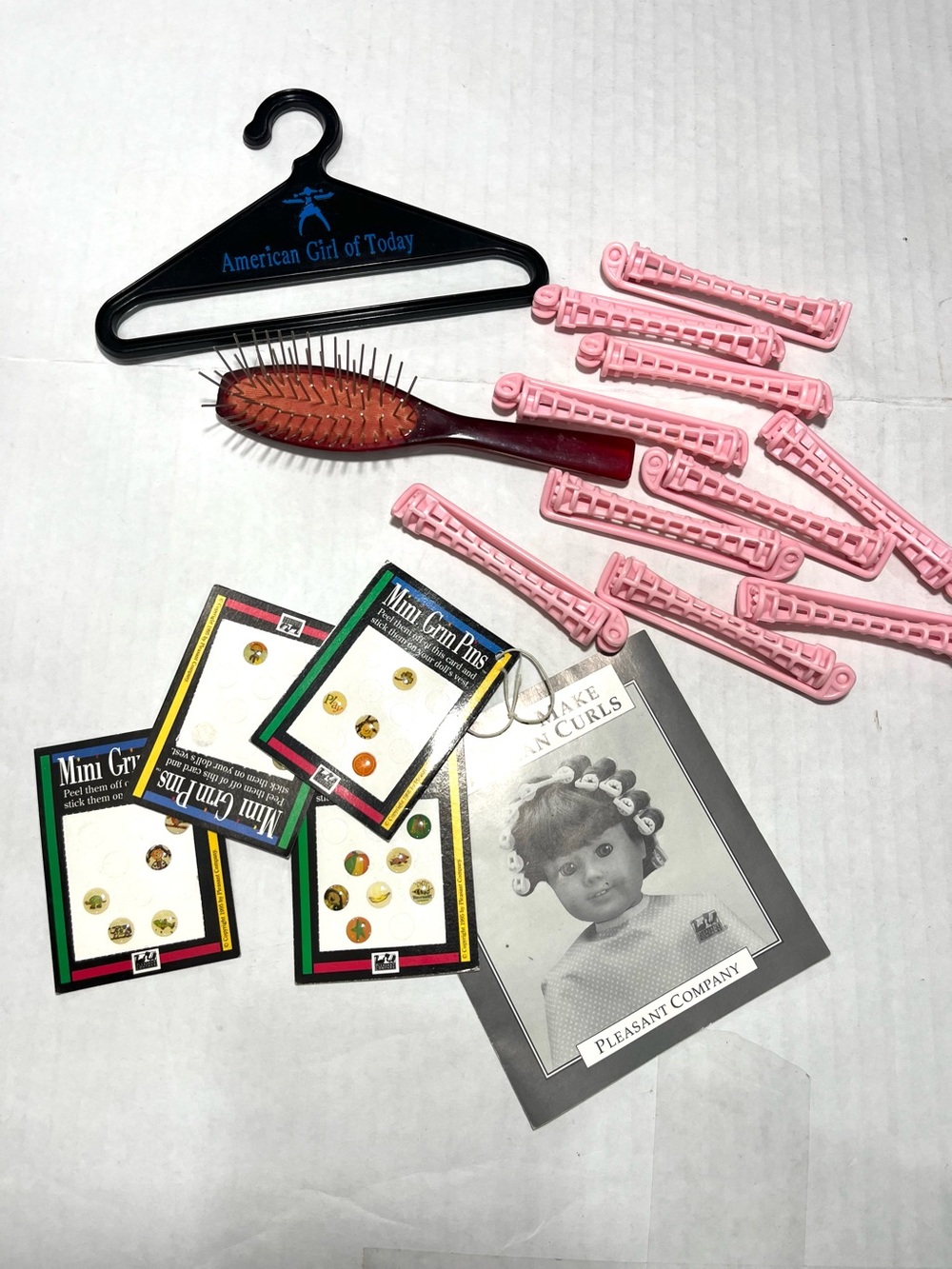 AMERICAN GIRL DOLL ACCESSORIES